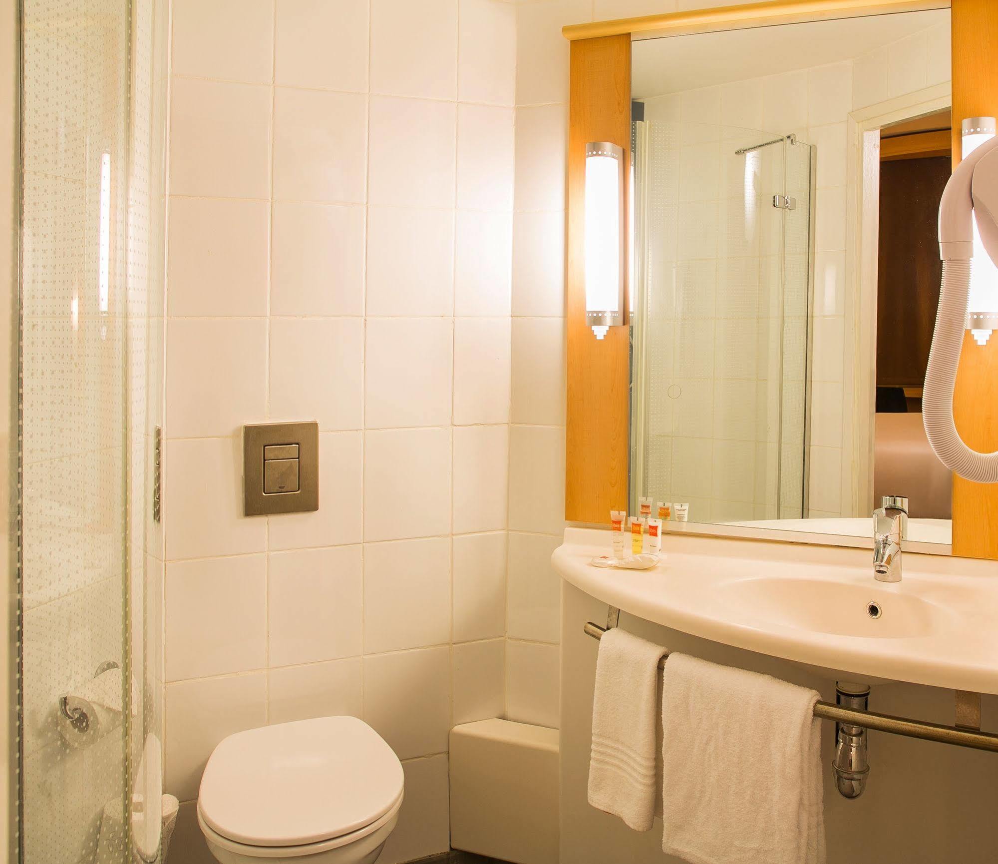 Ibis Lagos Ikeja Luaran gambar